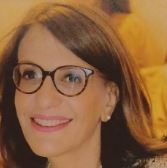 الدكتورة ايمان قسنطيني