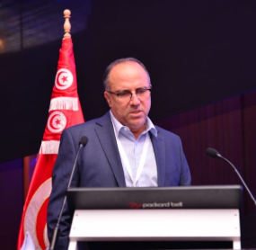 الدكتور منير فارح